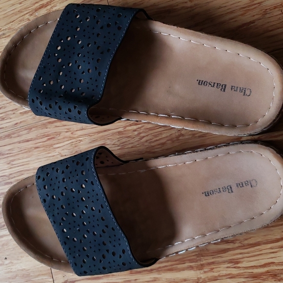 Clara Barson Slip Ons Chanclas Black - Picture 2 of 4